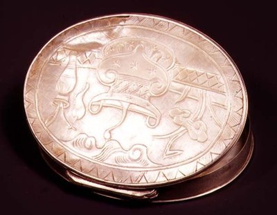 Scatola da fiuto intarsiata con madreperla, probabilmente olandese, c. 1750-60 da Dutch School